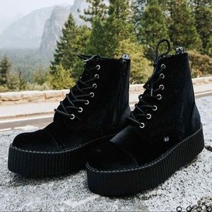T.U.K. footwear Black Velvet 7-Eye Viva Mondo Boot tuk platforms